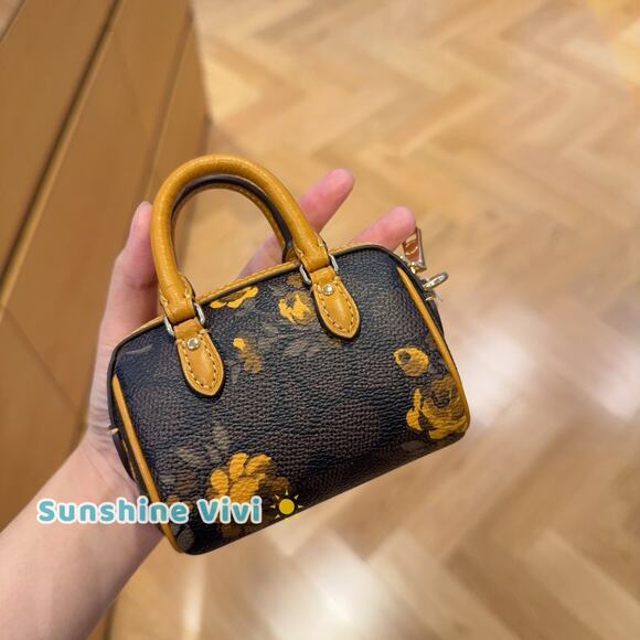 NWT Coach Mini Rowan Keychain Charm Signature Canvas Floral Print CCF12(no bag) - Picture 4 of 8